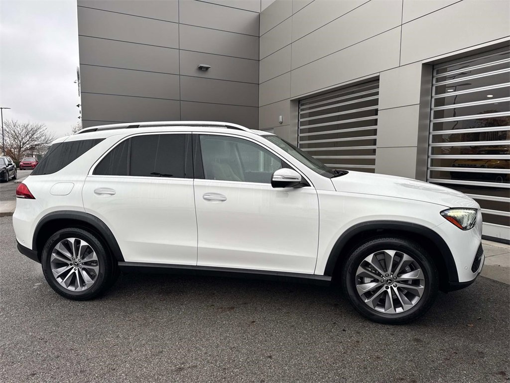 Used 2022 Mercedes-Benz GLE 350 4MATIC w/ Premium Package image 8