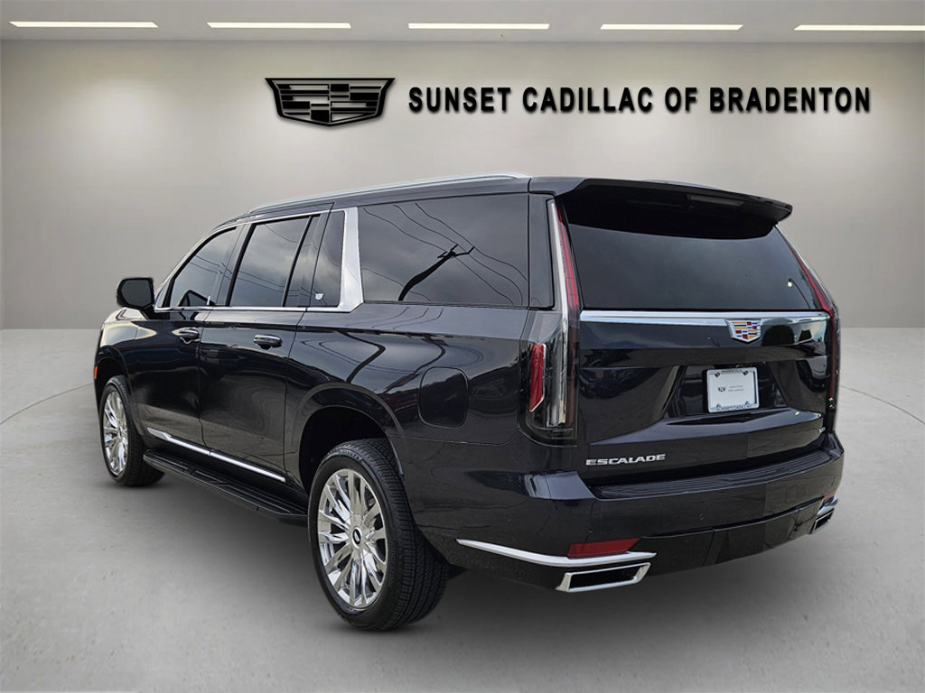 Certified 2023 Cadillac Escalade ESV Premium Luxury image 5