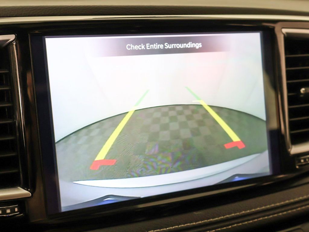 Used 2024 Chrysler Pacifica Limited image 54