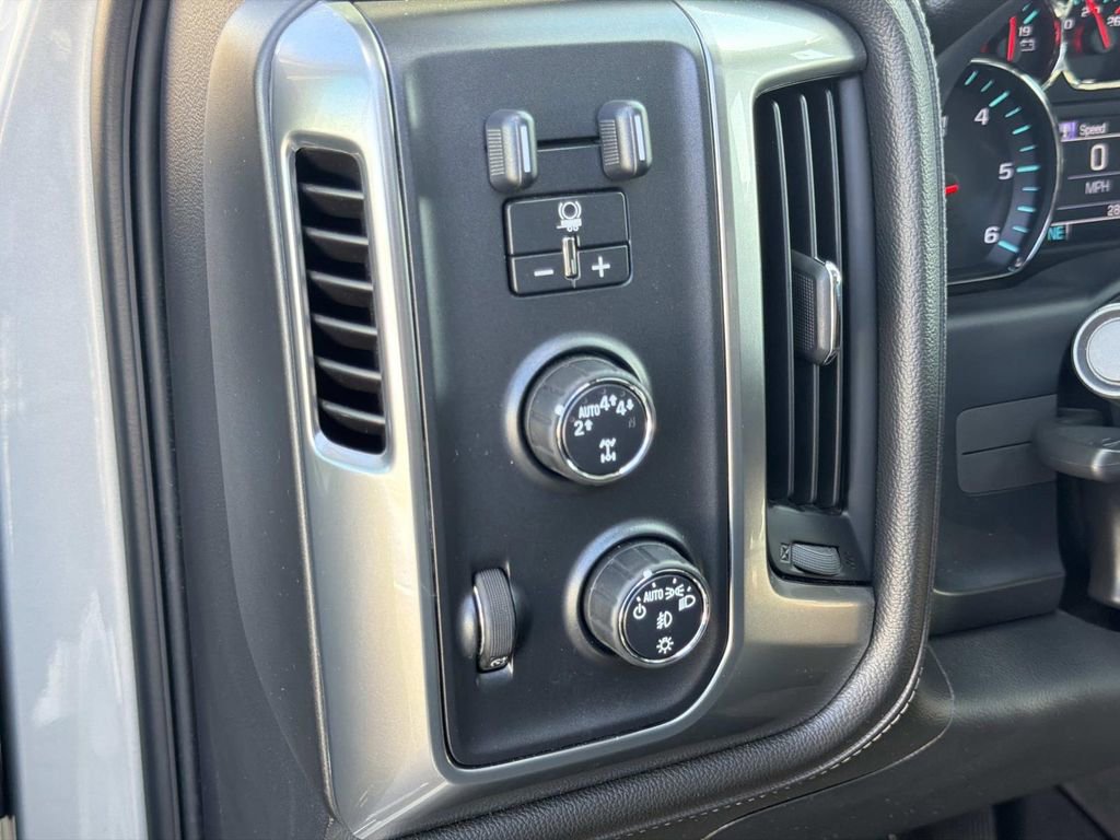 Used 2017 Chevrolet Silverado 1500 LTZ w/ LTZ Plus Package image 27