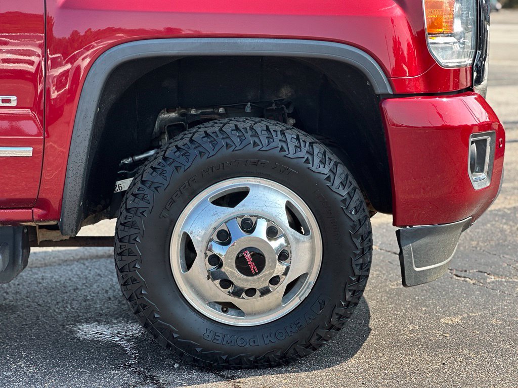 Used 2018 GMC Sierra 3500 Denali w/ Duramax Plus Package AWD/4WD image 27