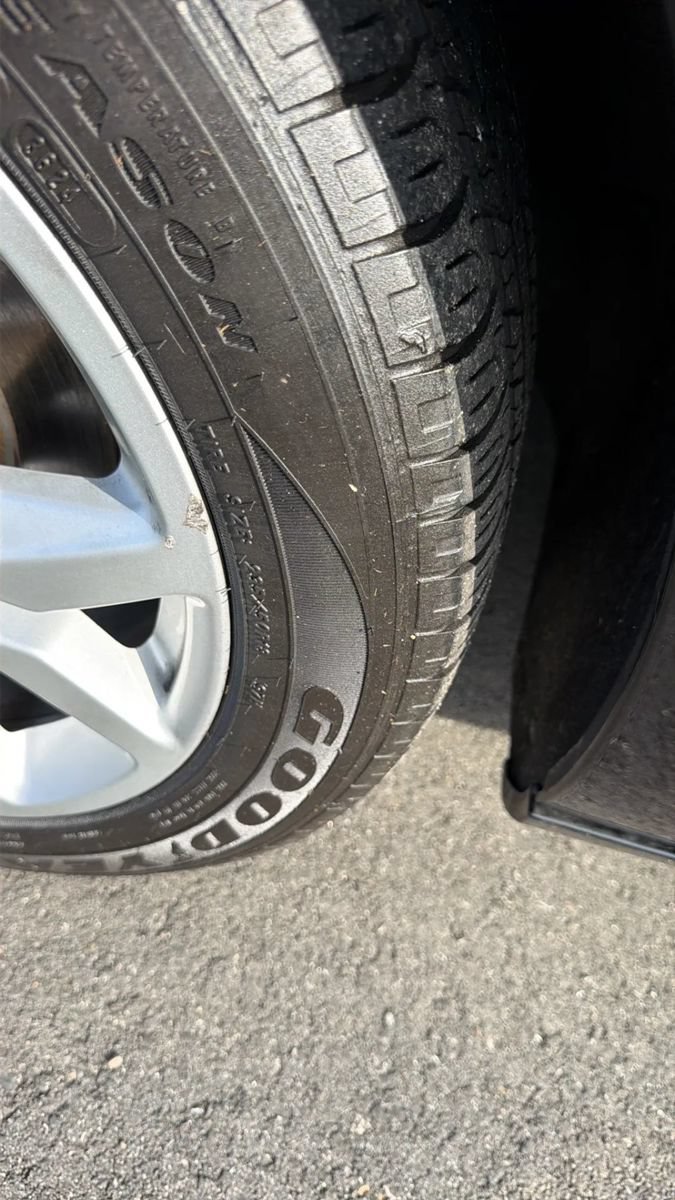 Used 2018 Chevrolet Impala LS FWD image 12