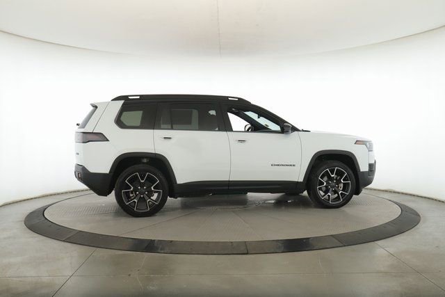 New 2026 Jeep Cherokee Overland image 6