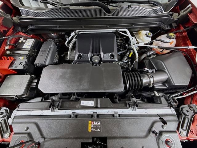 Used 2025 GMC Canyon AT4 AWD/4WD image 30