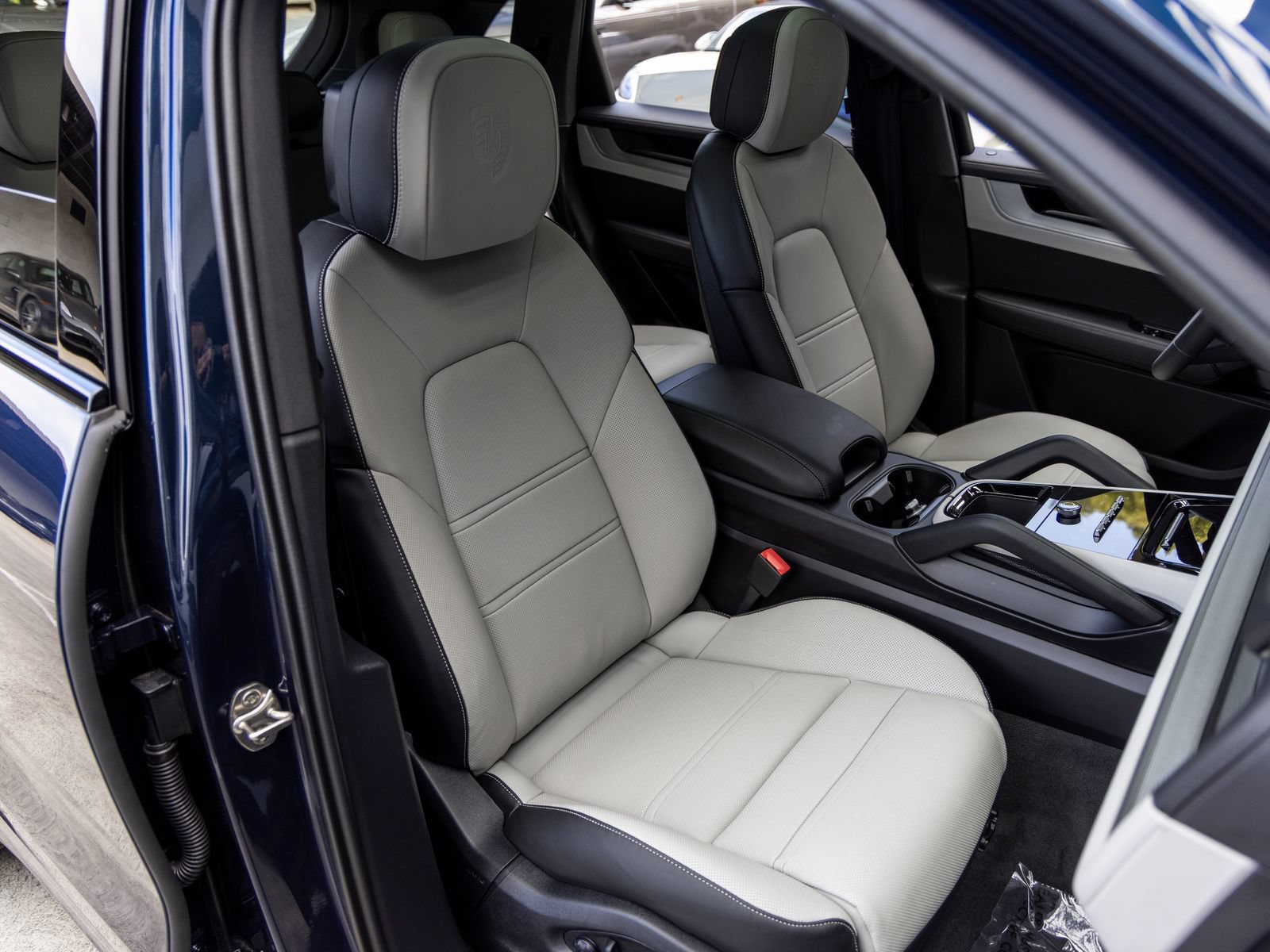New 2026 Porsche Cayenne AWD/4WD image 56
