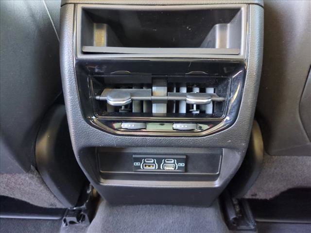 Used 2023 Jeep Grand Cherokee Laredo RWD image 17