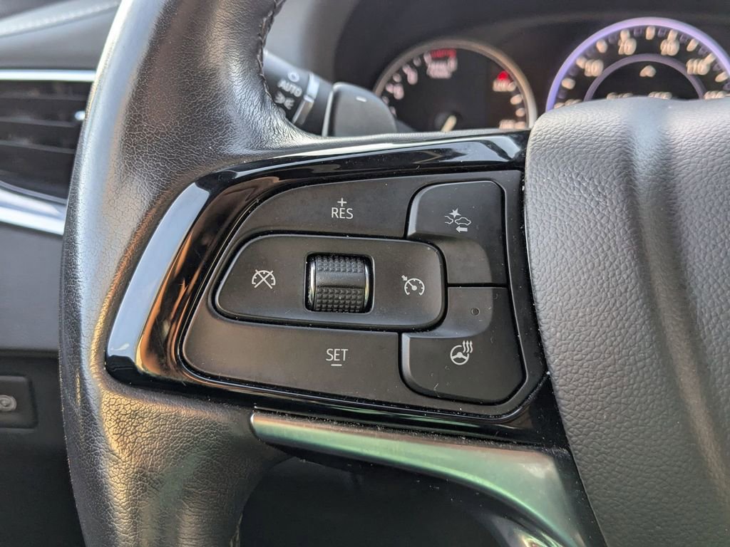 Used 2024 Buick Enclave Premium image 15