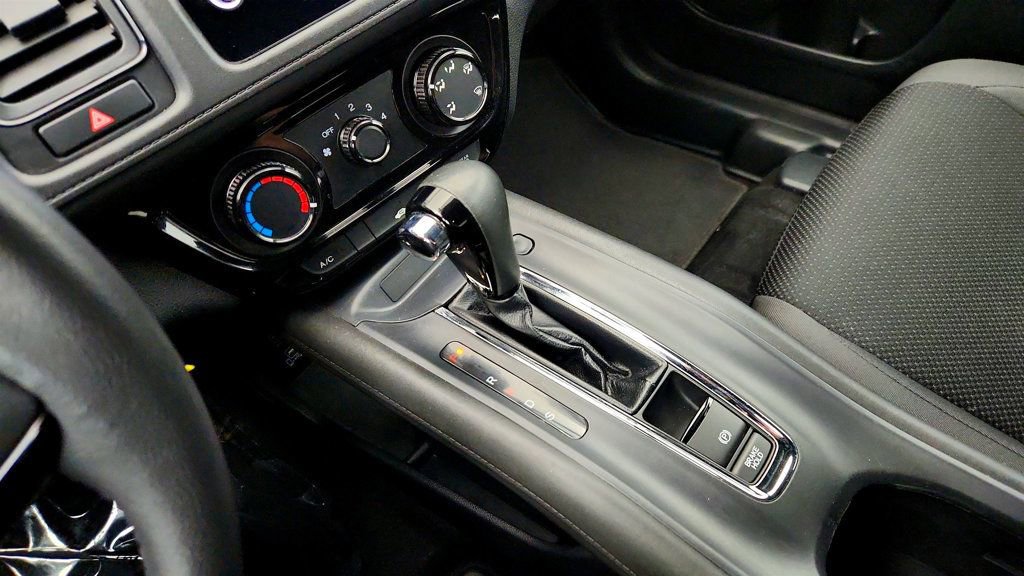 Used 2022 Honda HR-V Sport image 16