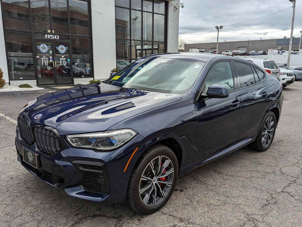 Used 2023 BMW X6 M50i w/ Executive Package image 2
