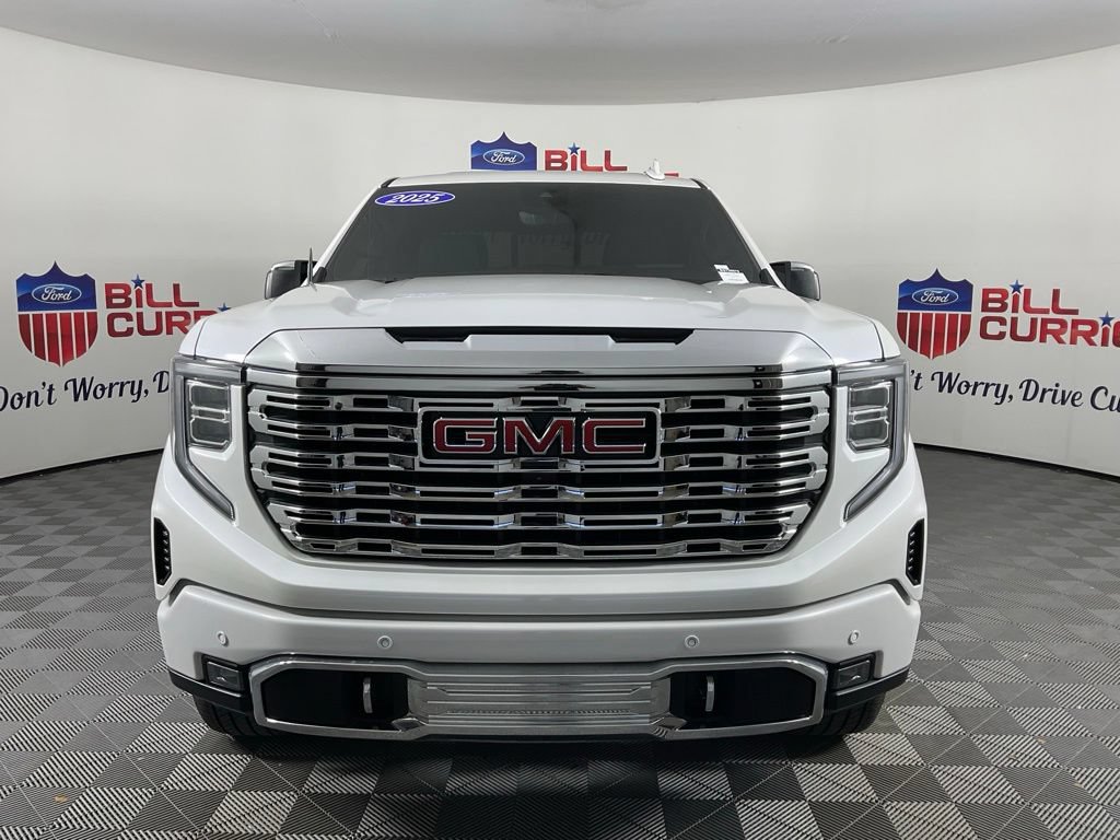 Used 2025 GMC Sierra 1500 Denali w/ Denali Reserve Package AWD/4WD image 8