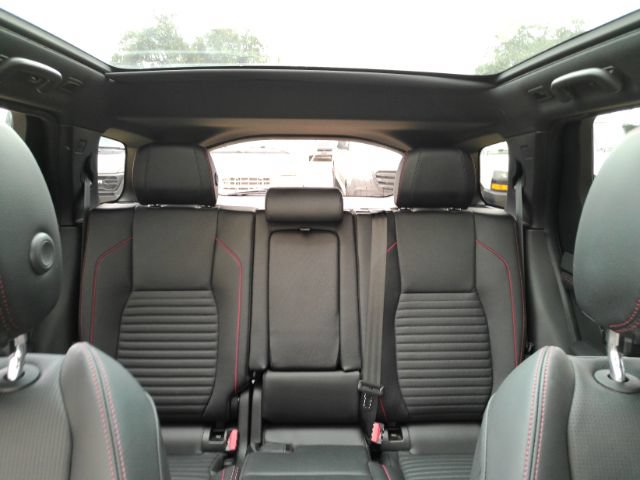 Used 2023 Land Rover Discovery Sport S R-Dynamic AWD/4WD image 36