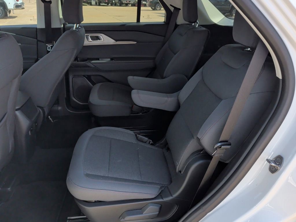 Used 2026 Ford Explorer Active image 35