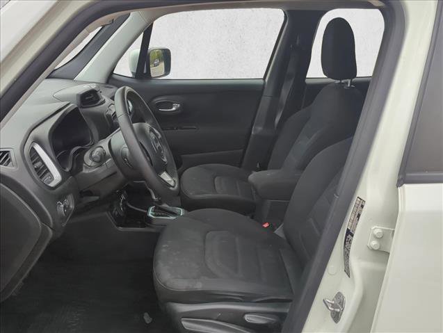 Used 2021 Jeep Renegade Latitude image 16