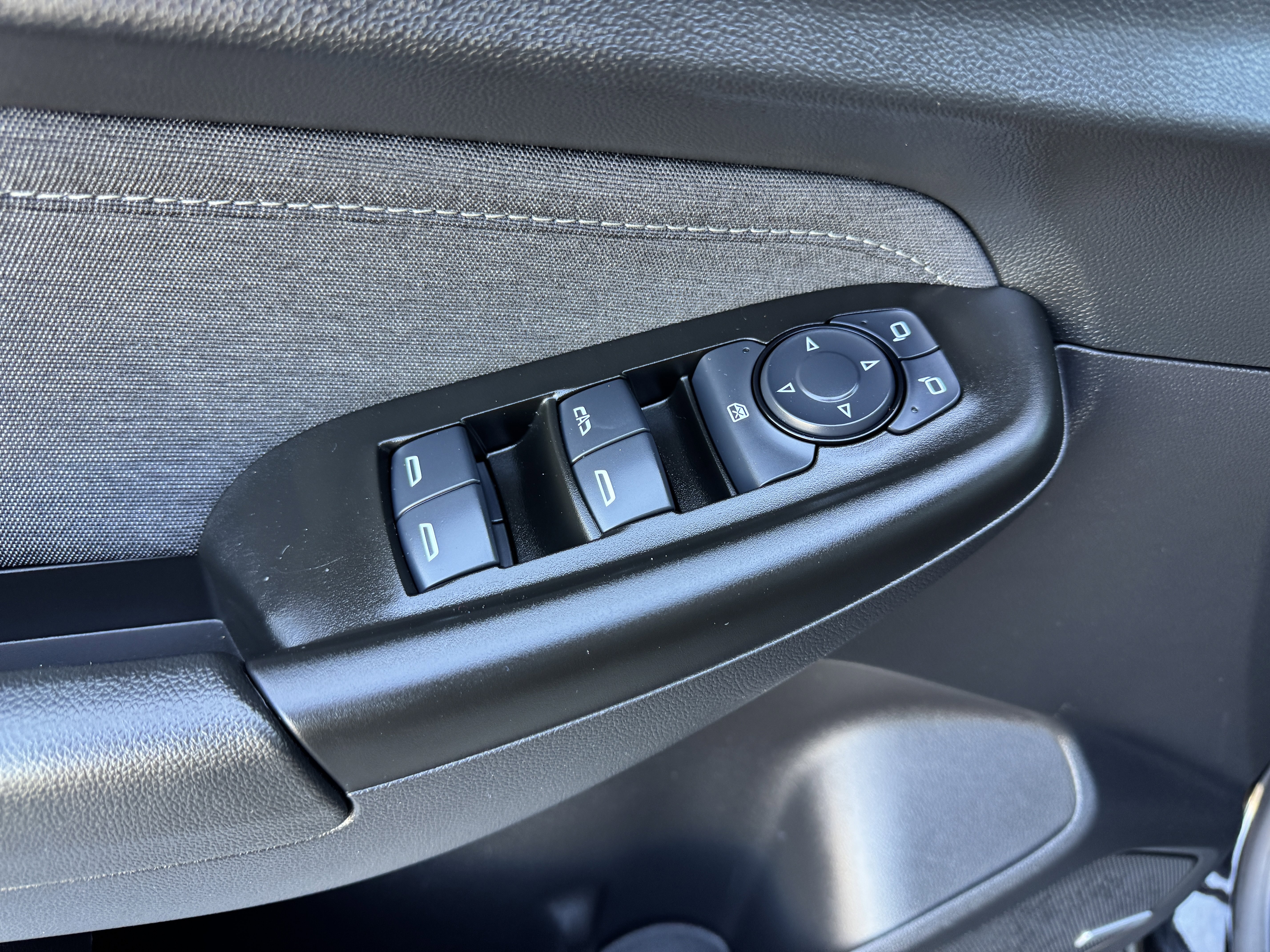 Certified 2022 Chevrolet TrailBlazer ACTIV w/ Technology Package image 10