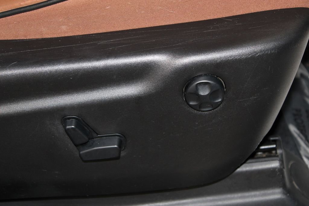 Used 2017 Jeep Grand Cherokee Summit image 25