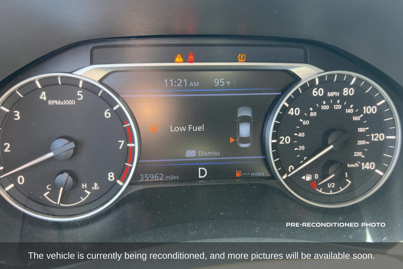 Used 2023 Nissan Altima 2.5 SR FWD image 16