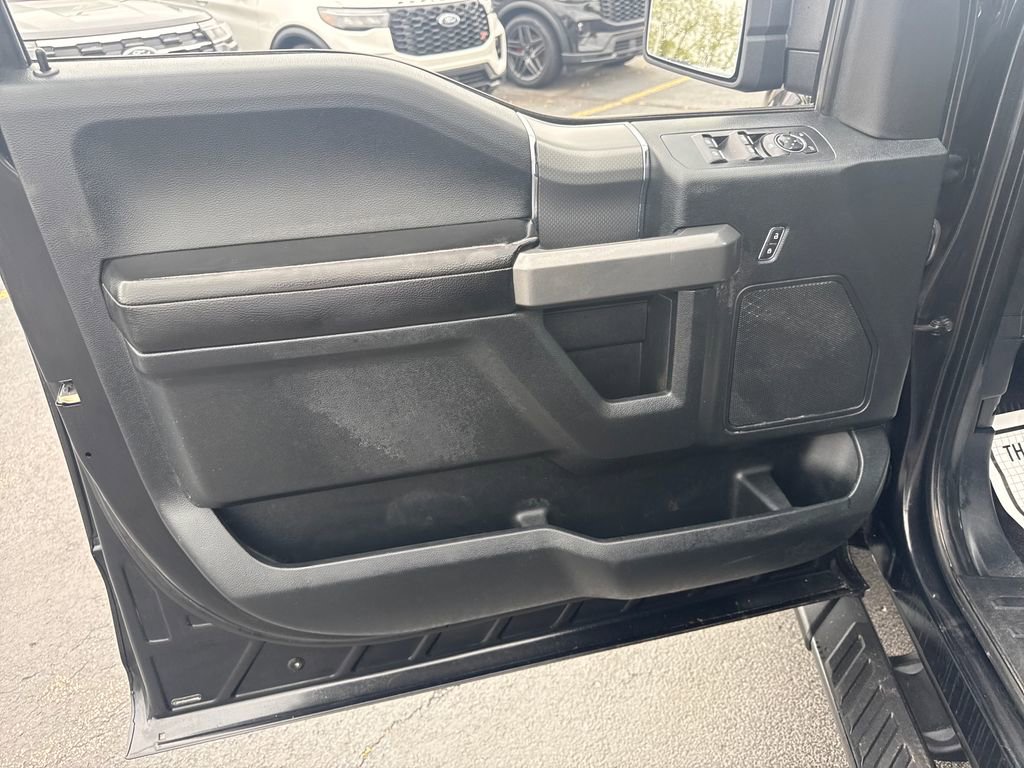 Used 2015 Ford F150 XLT w/ Equipment Group 302A Luxury AWD/4WD image 23