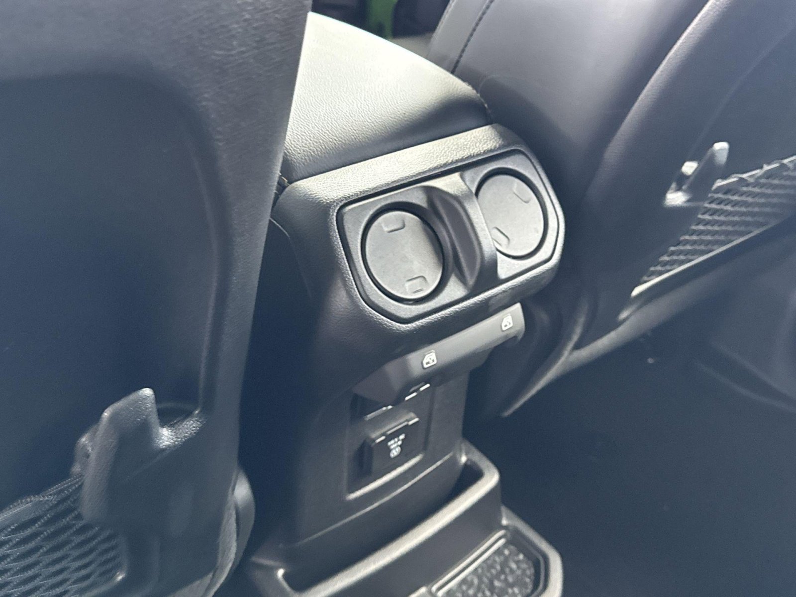 New 2025 Jeep Wrangler Unlimited Rubicon 392 image 29