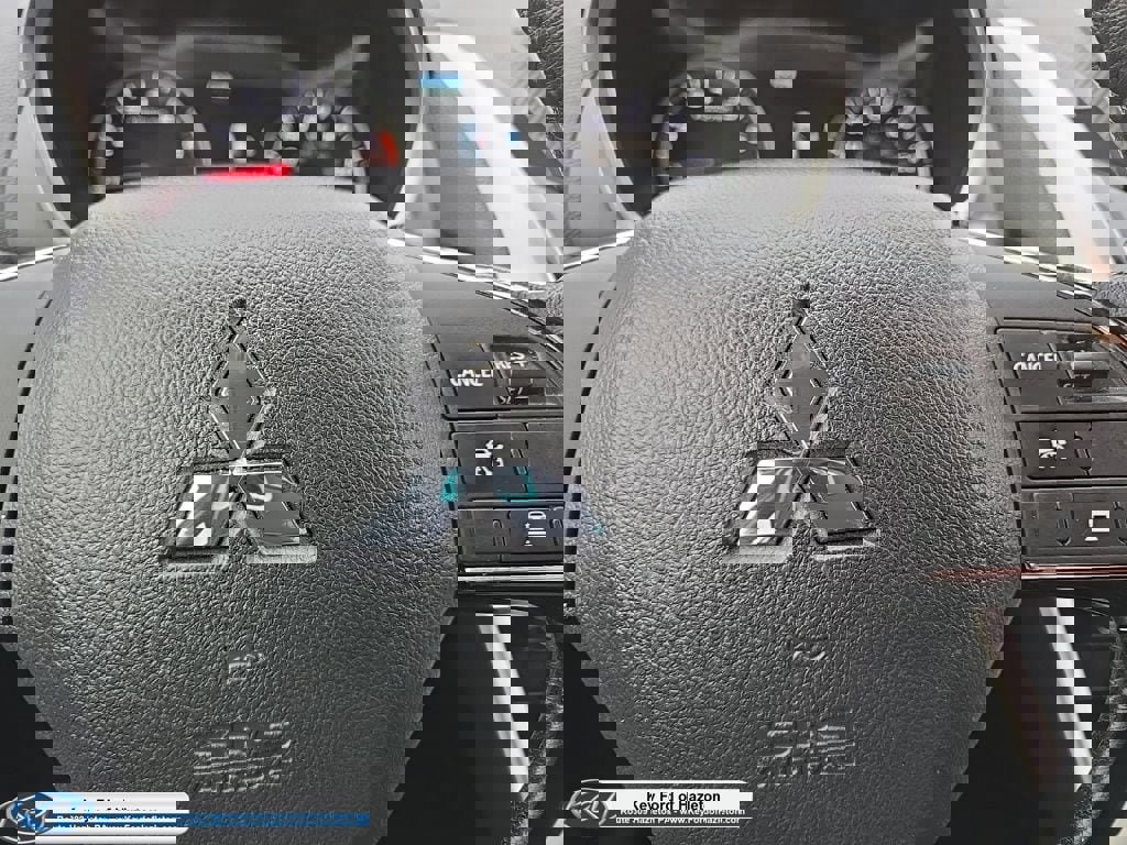 Used 2024 Mitsubishi Eclipse Cross SE image 31