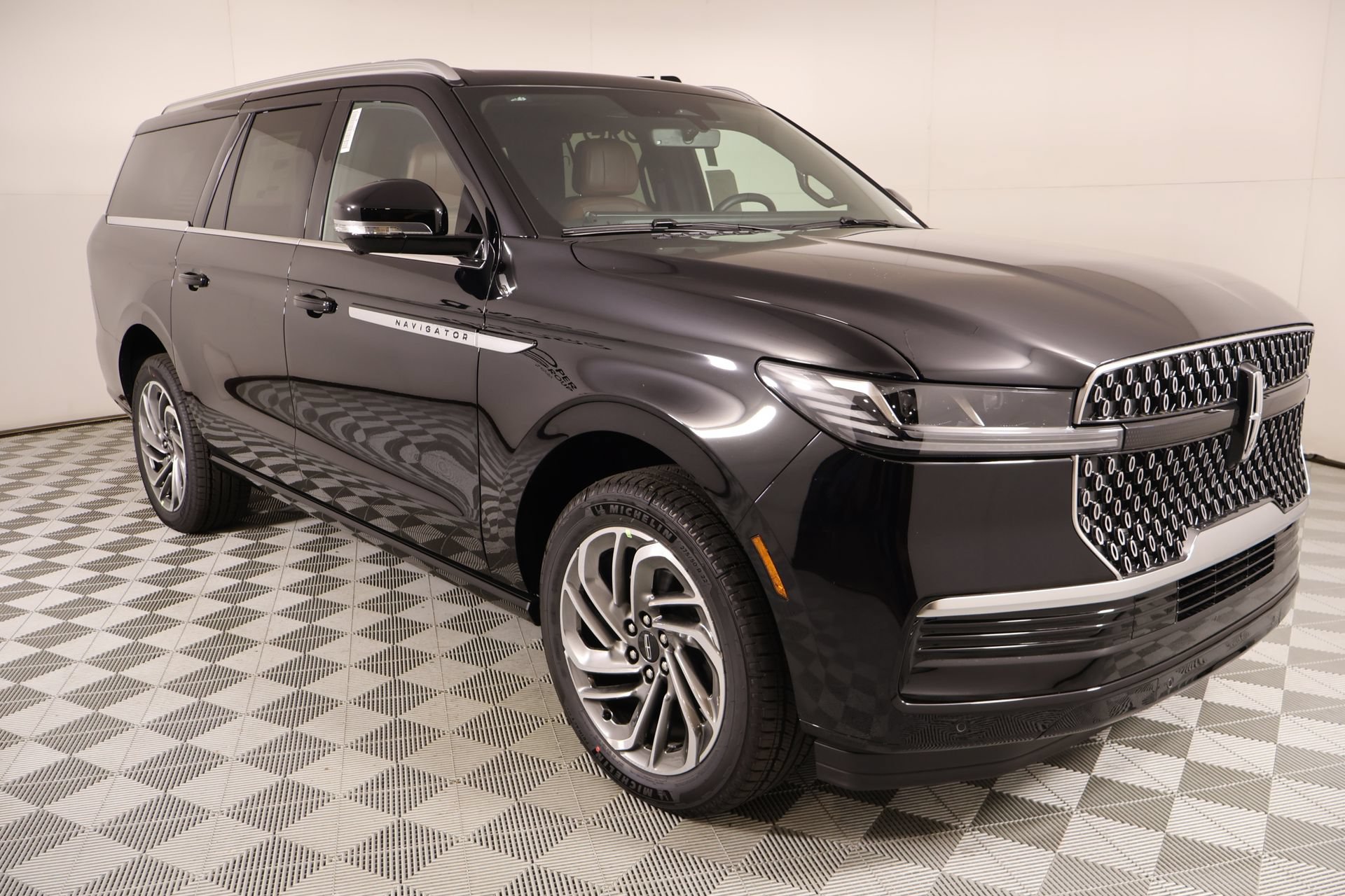 New 2026 Lincoln Navigator L Reserve AWD/4WD 360° Tour