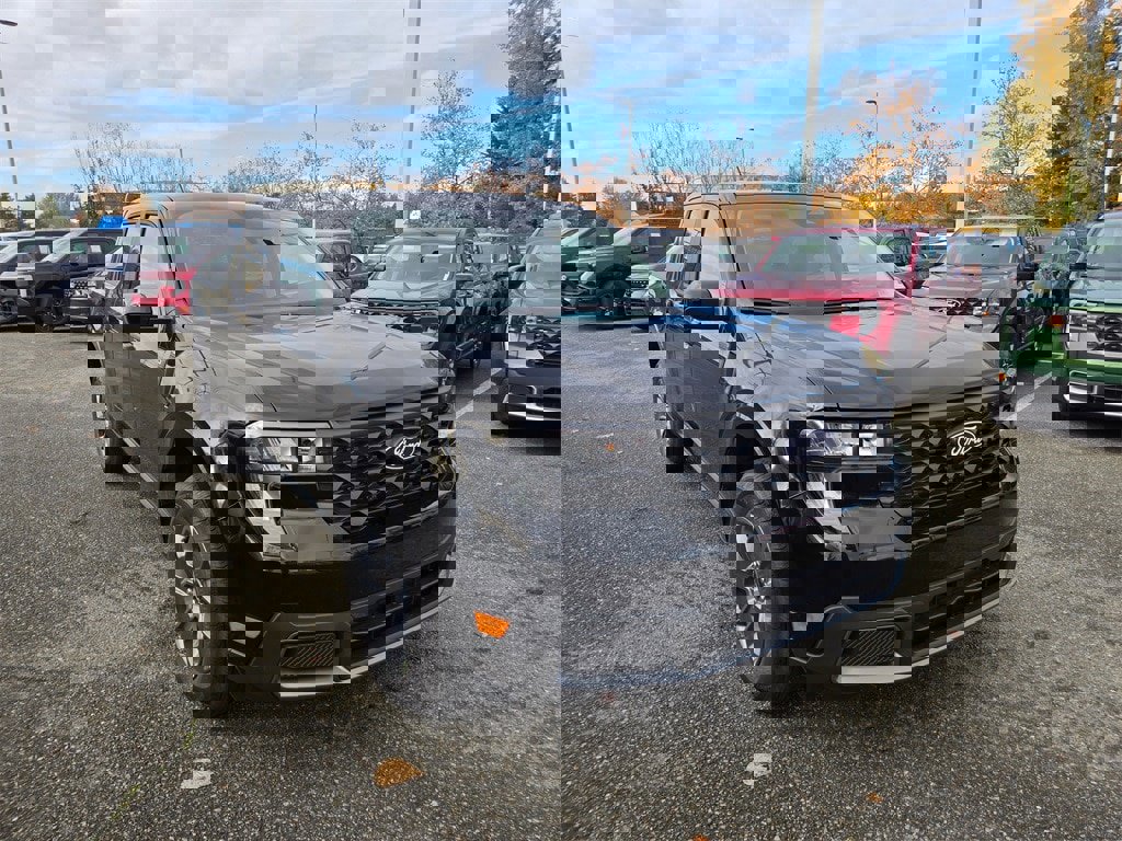 New 2025 Ford Maverick XLT w/ Equipment Group 301A image 3