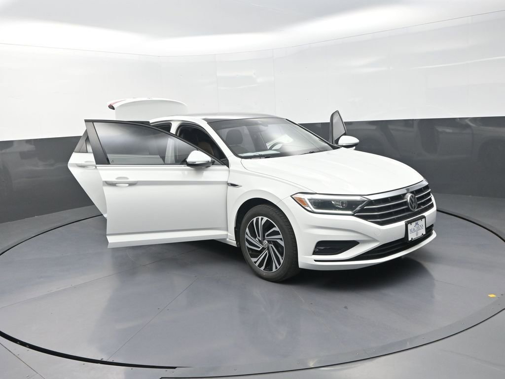 Used 2021 Volkswagen Jetta SEL Premium FWD image 31