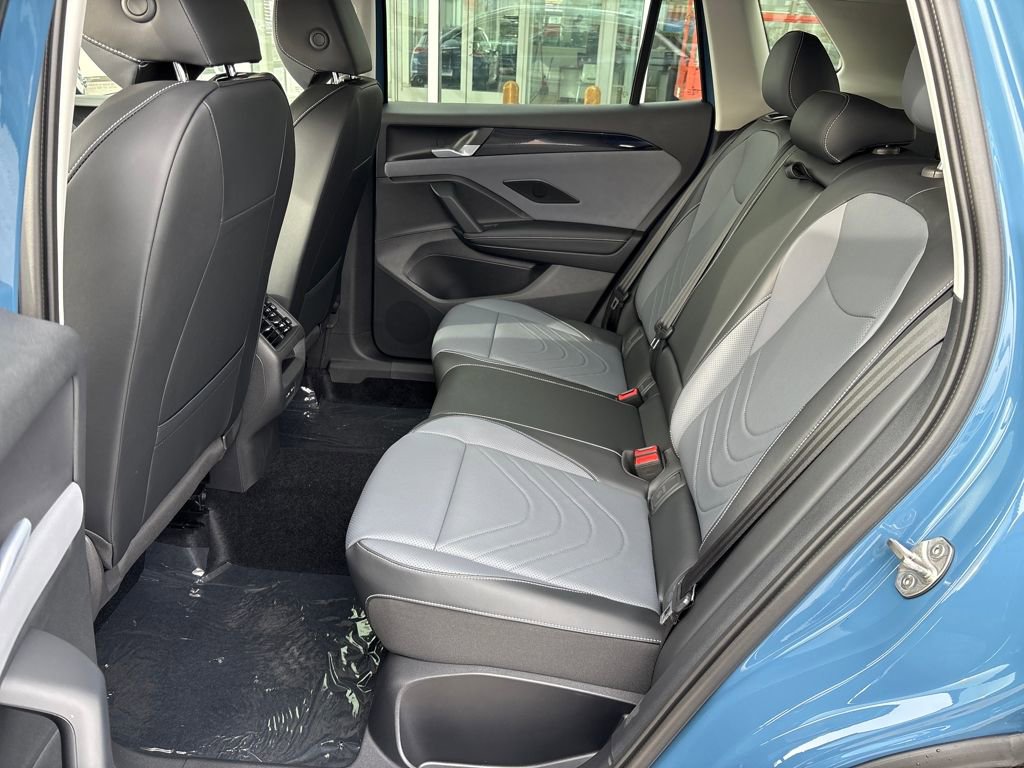 New 2026 Volkswagen Tiguan SE image 23