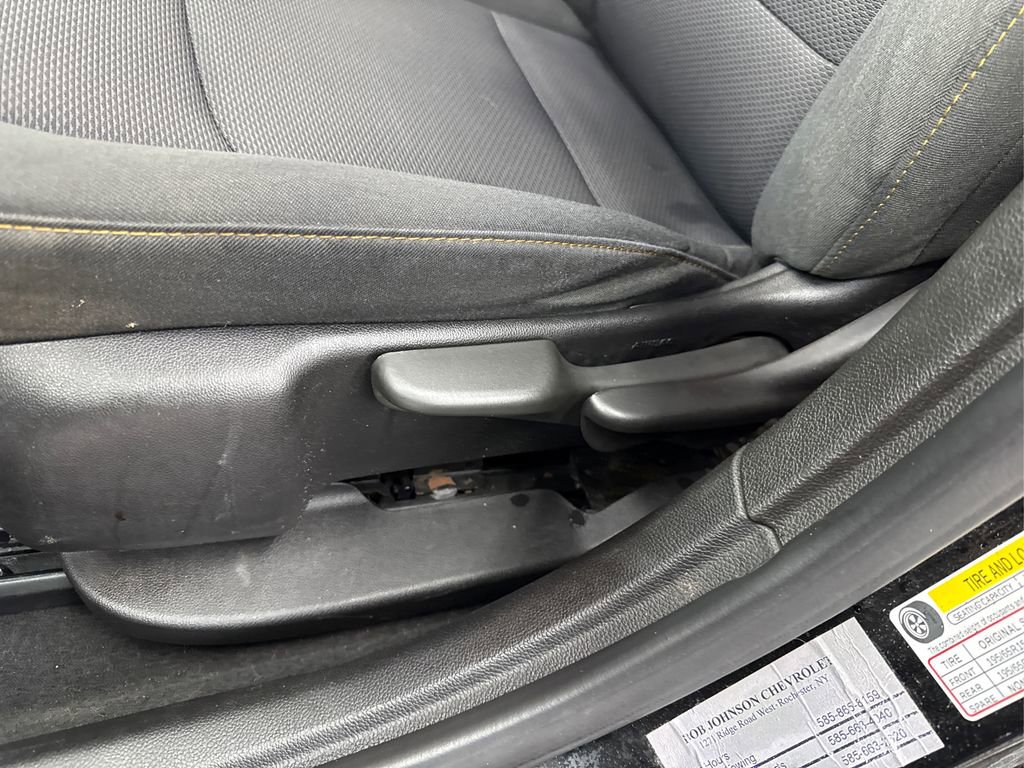 Used 2019 Chevrolet Cruze LS image 22