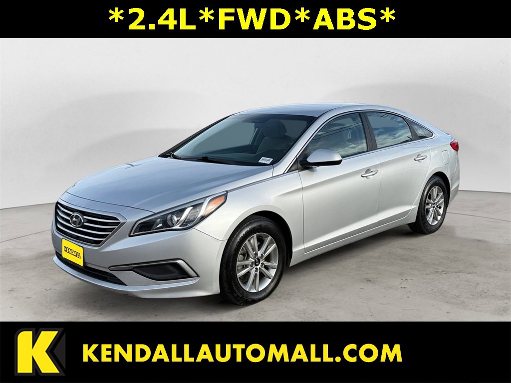 Used 2017 Hyundai Sonata SE image 1