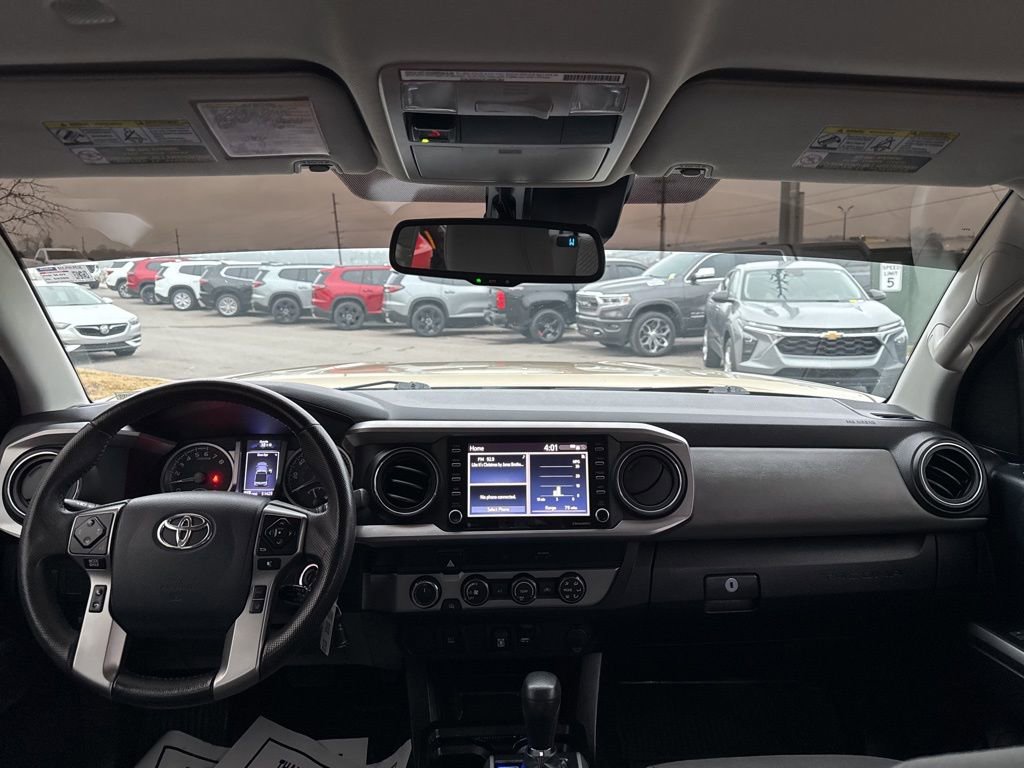 Used 2020 Toyota Tacoma SR5 image 21