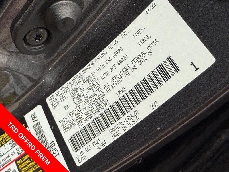 Used 2022 Toyota Tundra Limited w/ TRD Off-Road Package AWD/4WD image 31
