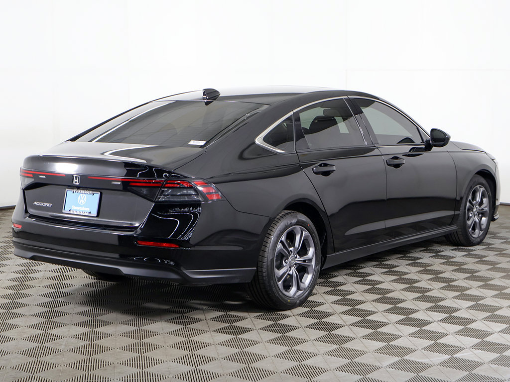 Used 2023 Honda Accord EX image 10