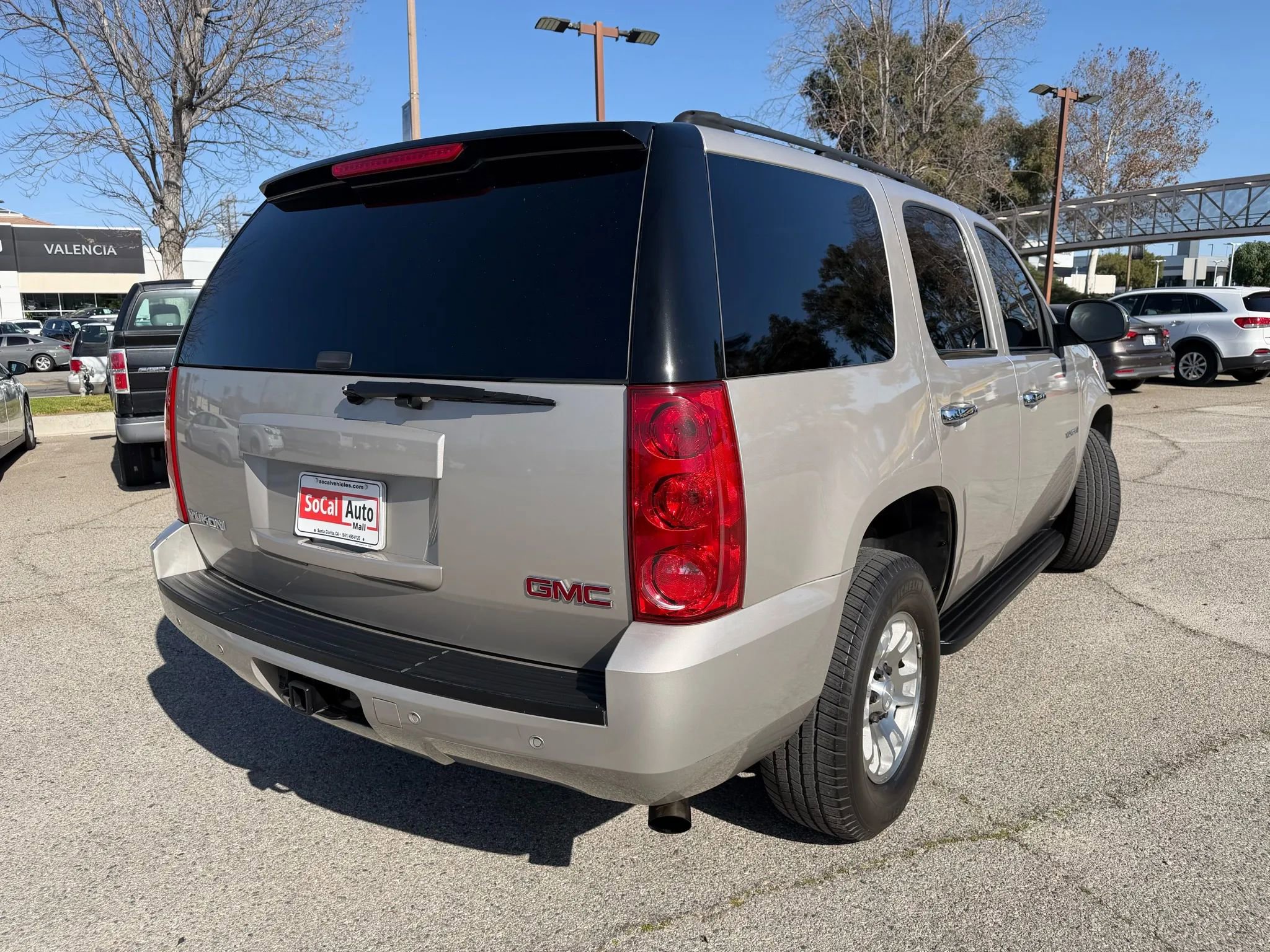 Used 2007 GMC Yukon SLE image 3