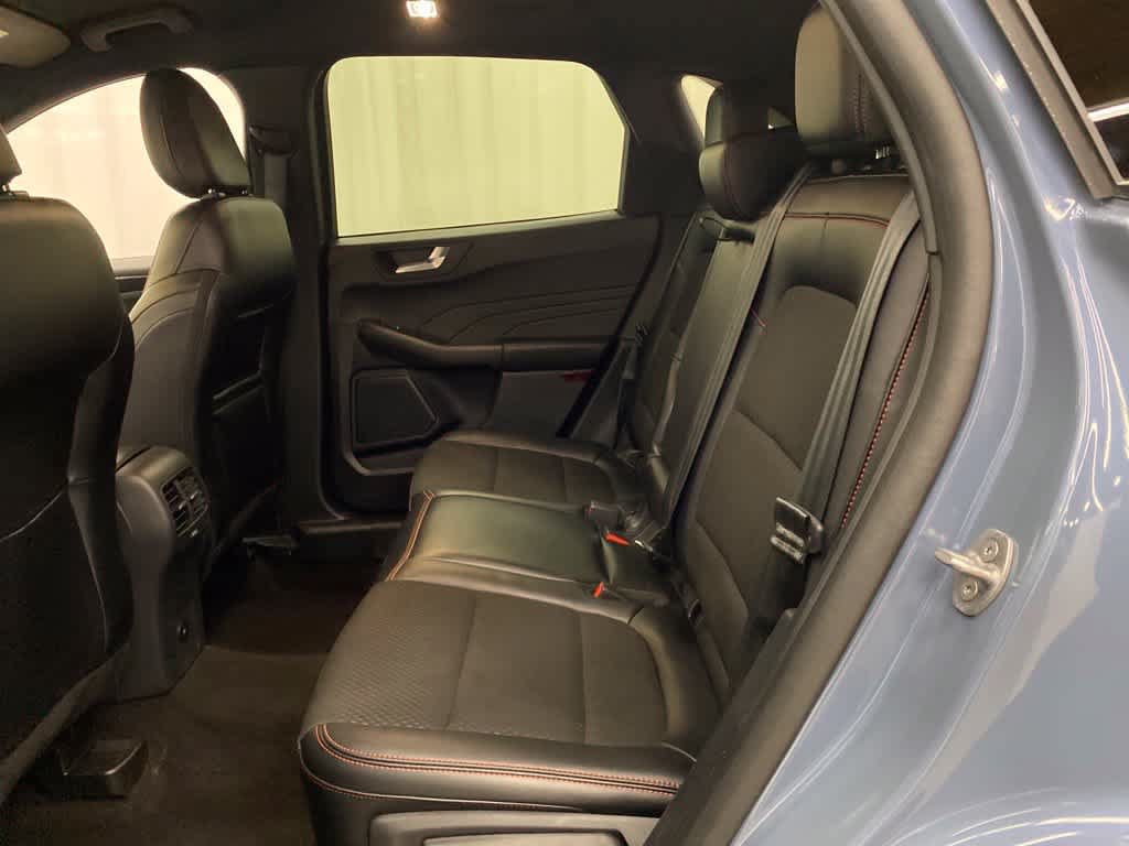 Used 2025 Ford Escape ST-Line Select AWD/4WD image 15