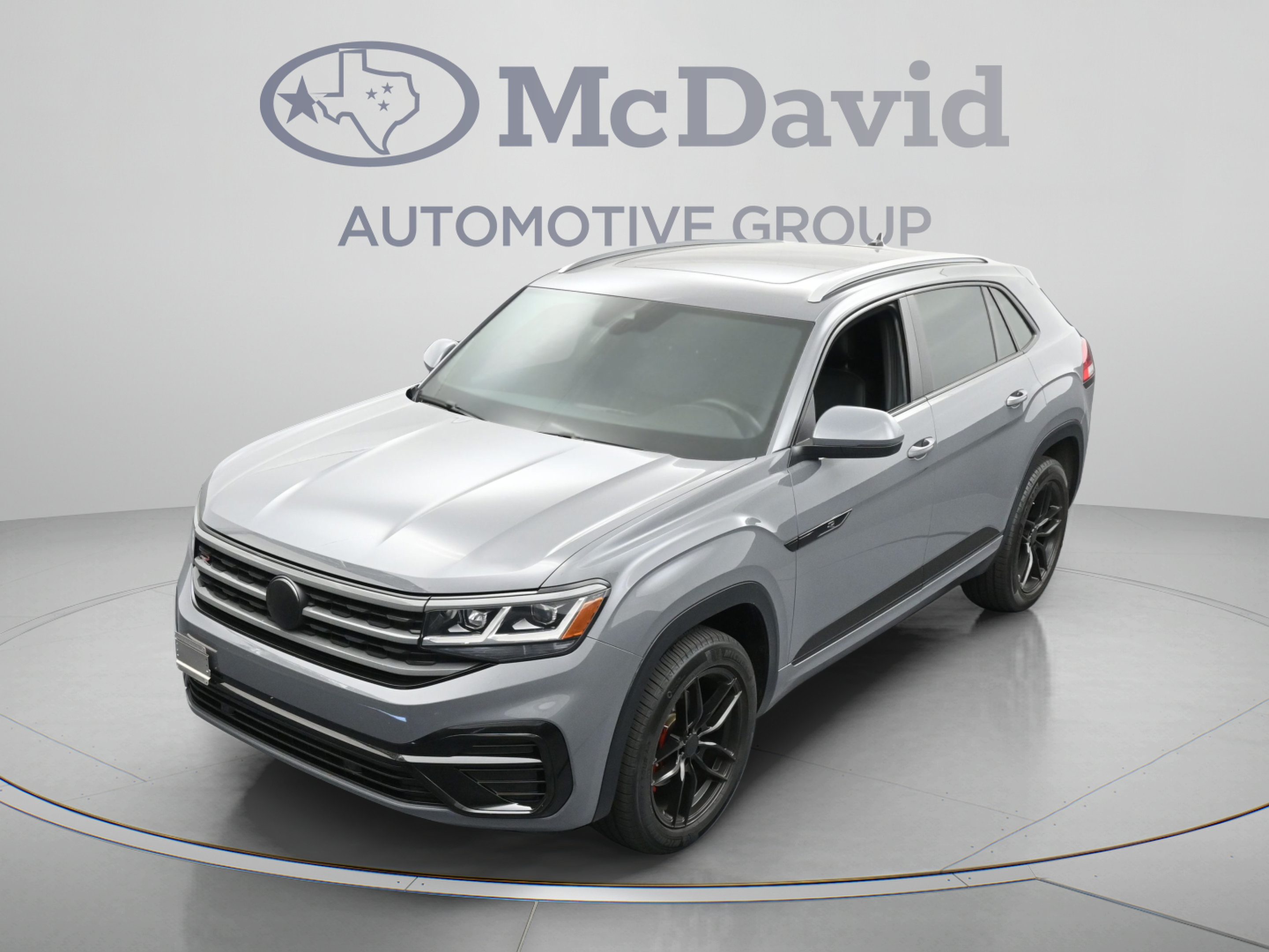 Used 2020 Volkswagen Atlas Cross Sport SEL R-Line FWD image 35
