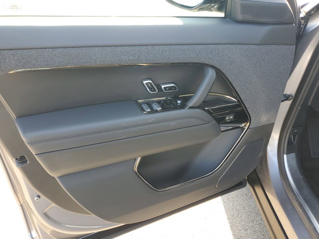 Certified 2024 Land Rover Range Rover Sport Dynamic SE AWD/4WD image 11