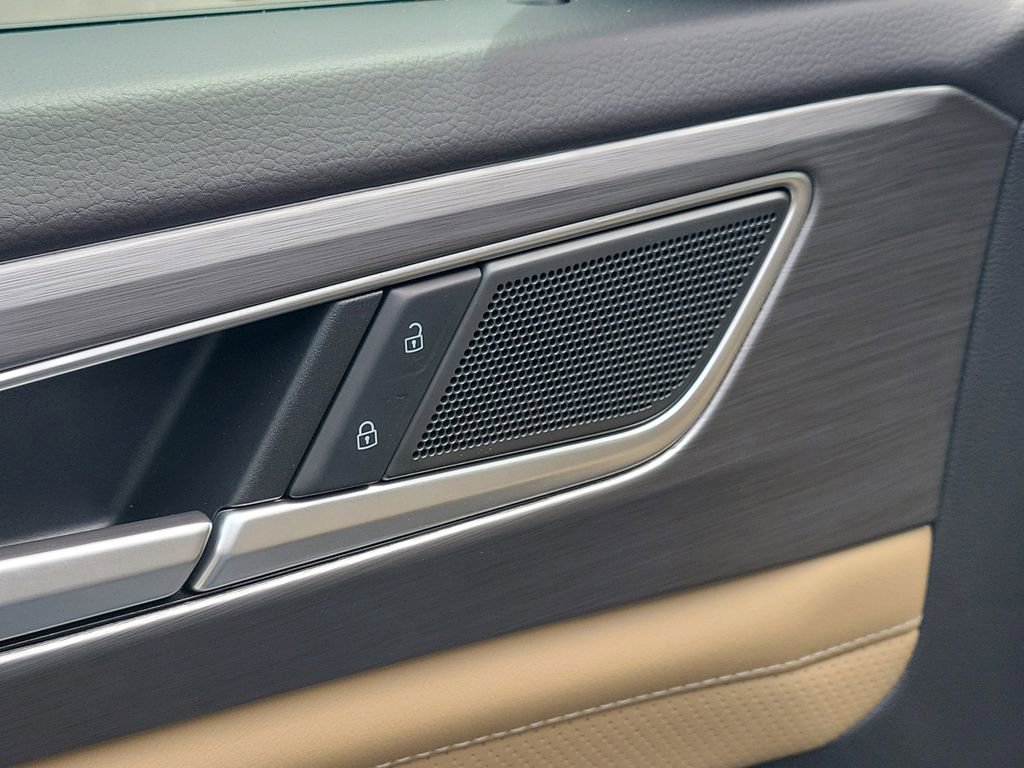 New 2026 Volkswagen Atlas Cross Sport SE image 14