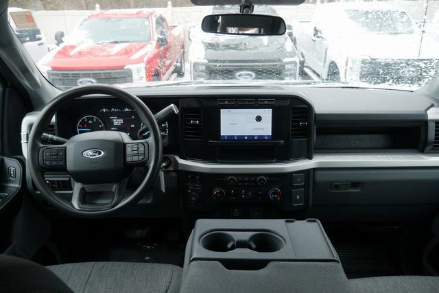 Used 2023 Ford F450 XL w/ Snow Plow/Camper Package image 4