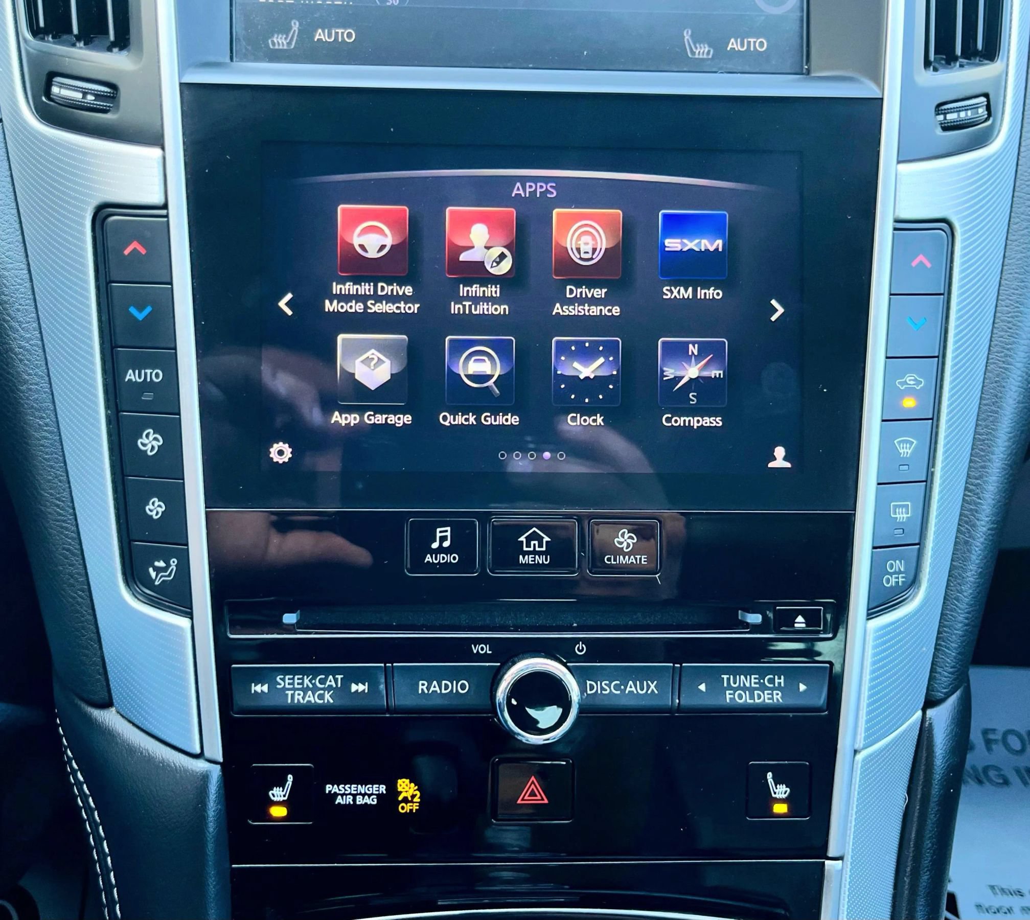 Used 2019 INFINITI Q50 Luxe w/ Essential Package (3.0T Luxe) RWD image 31