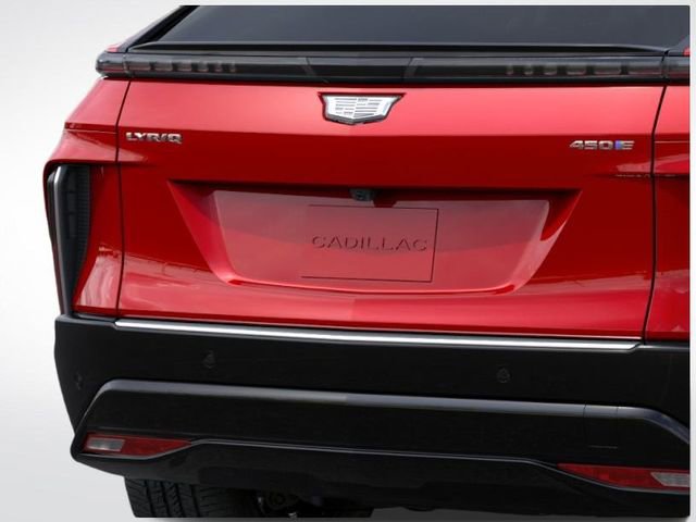 New 2024 Cadillac Lyriq Luxury image 17