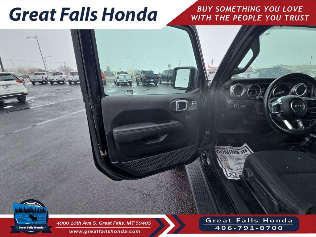 Used 2021 Jeep Wrangler Unlimited Sahara w/ Cold Weather Group image 13