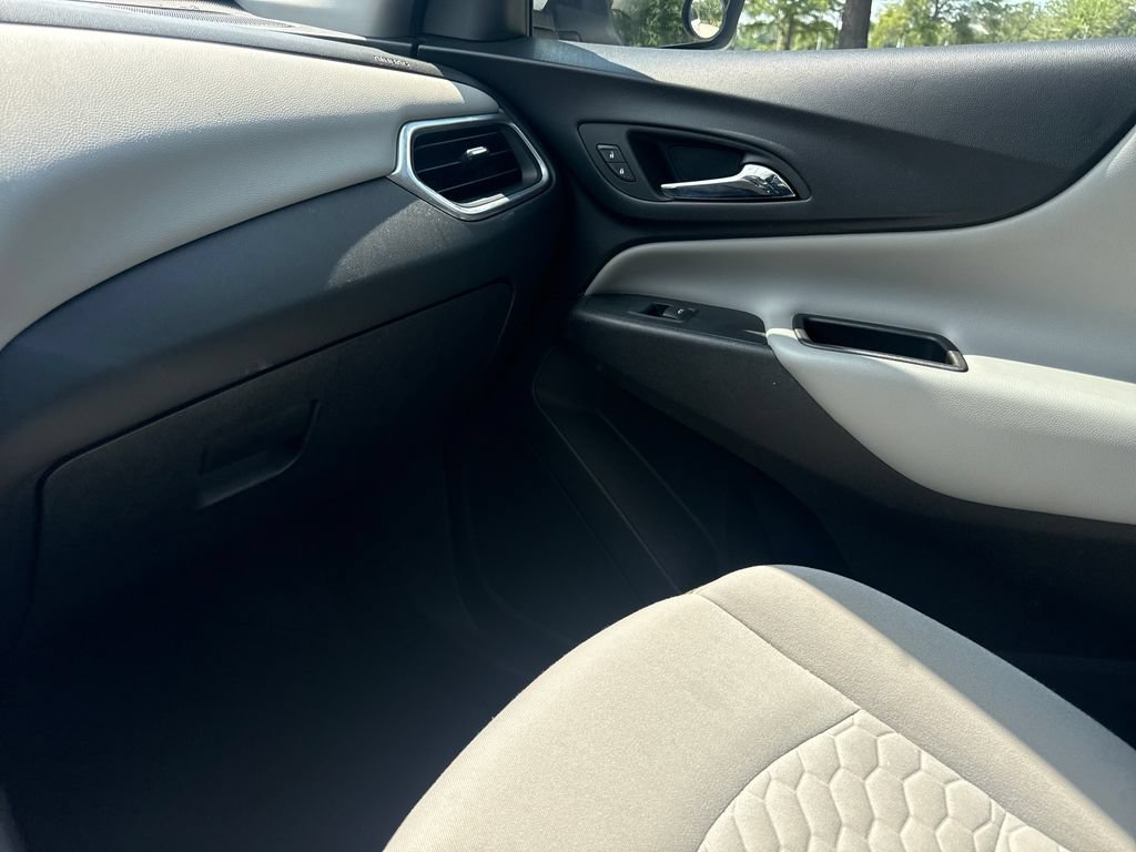 Used 2019 Chevrolet Equinox LT FWD image 17