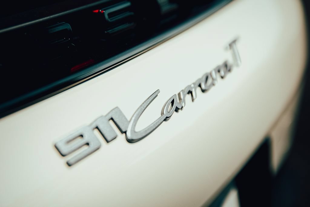 Used 2026 Porsche 911 Carrera T RWD image 6
