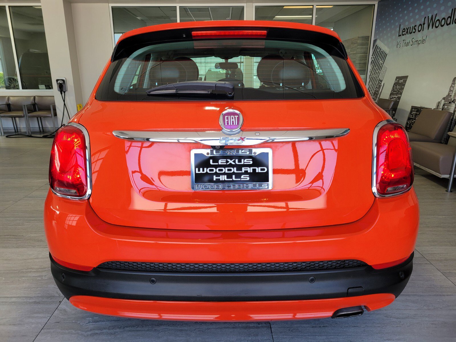Used 2017 FIAT 500X Pop w/ Pop Popular Equipment Package FWD image 4