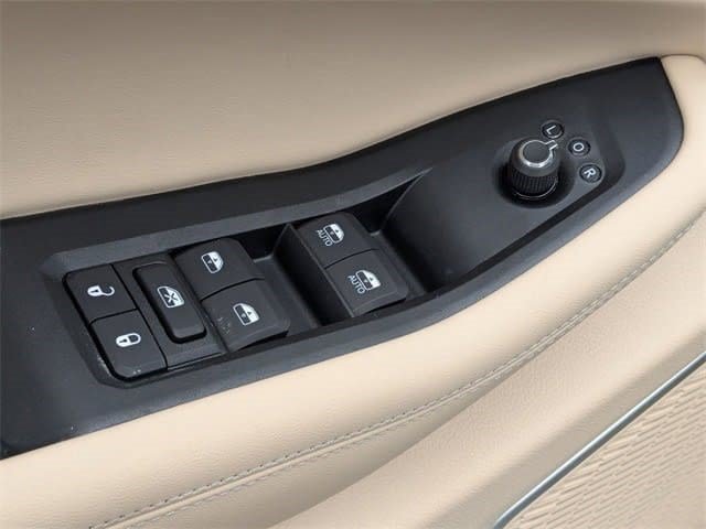 New 2026 Jeep Grand Cherokee Limited w/ Luxury Tech Group II AWD/4WD image 22