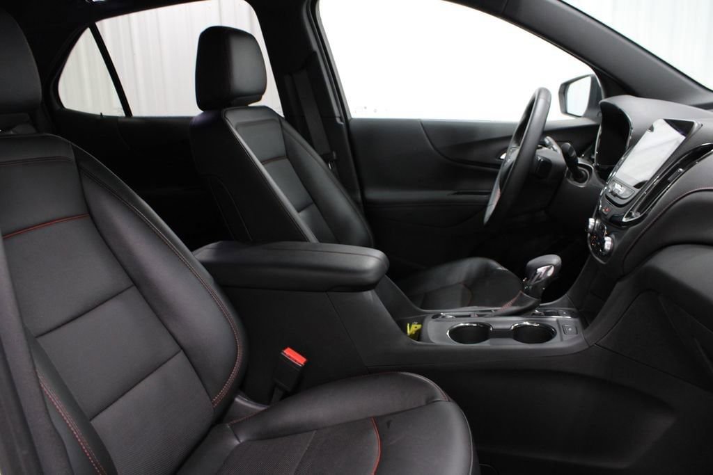 Used 2024 Chevrolet Equinox RS w/ RS Leather Package image 59