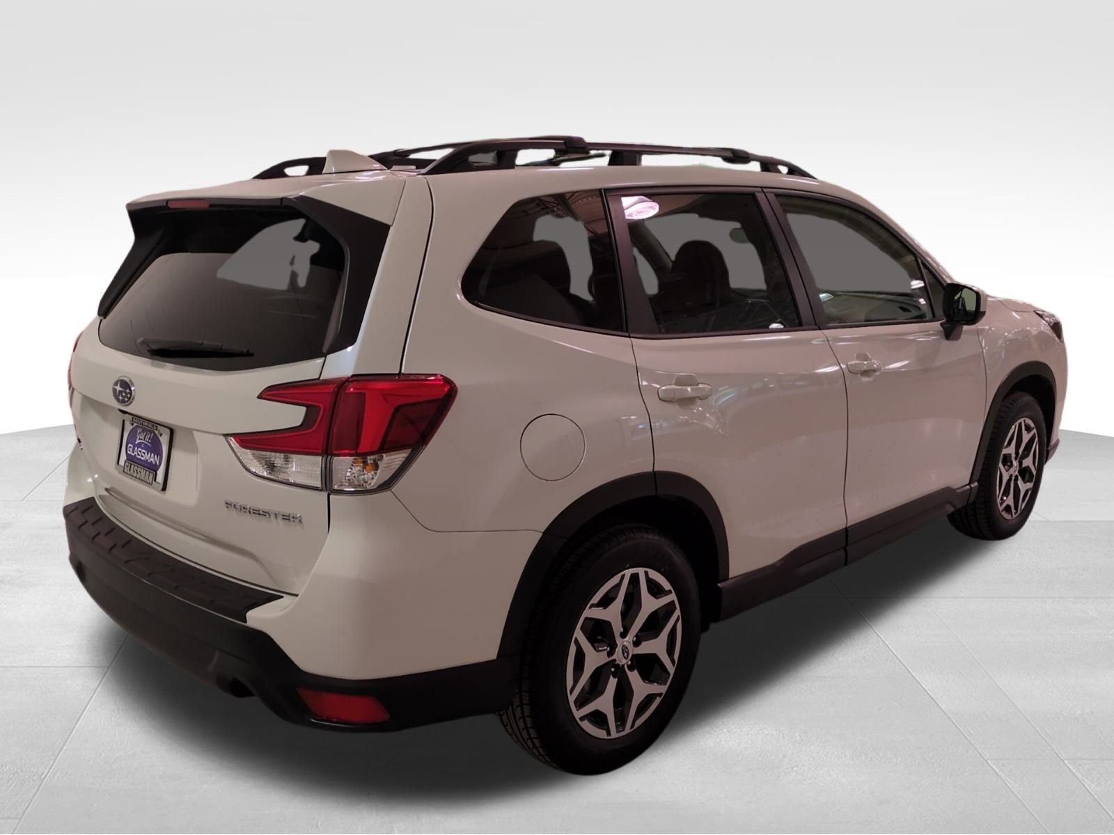 Certified 2023 Subaru Forester Premium image 4