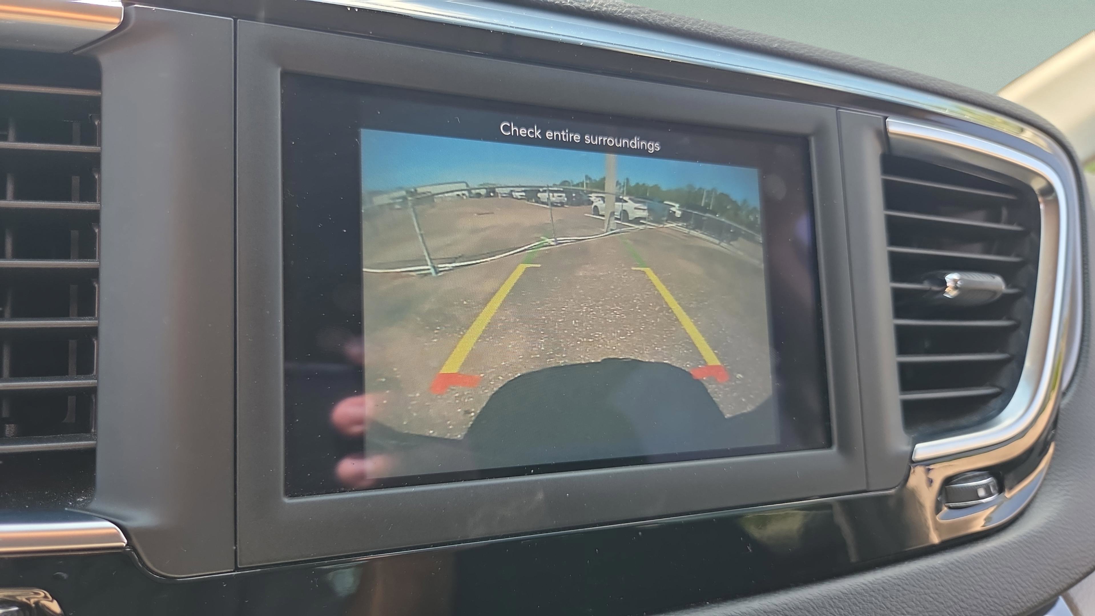 Used 2020 Chrysler Pacifica Touring image 23