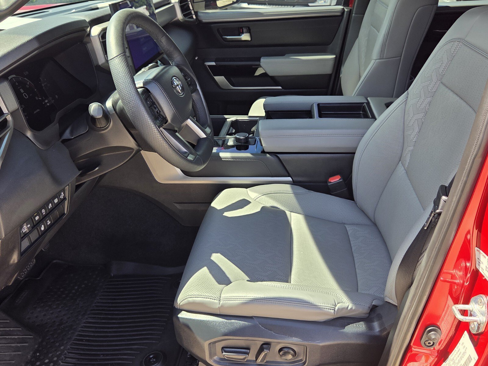 Used 2025 Toyota Tundra Limited RWD image 4