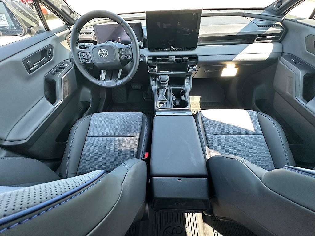 New 2026 Toyota RAV4 XSE AWD/4WD image 11